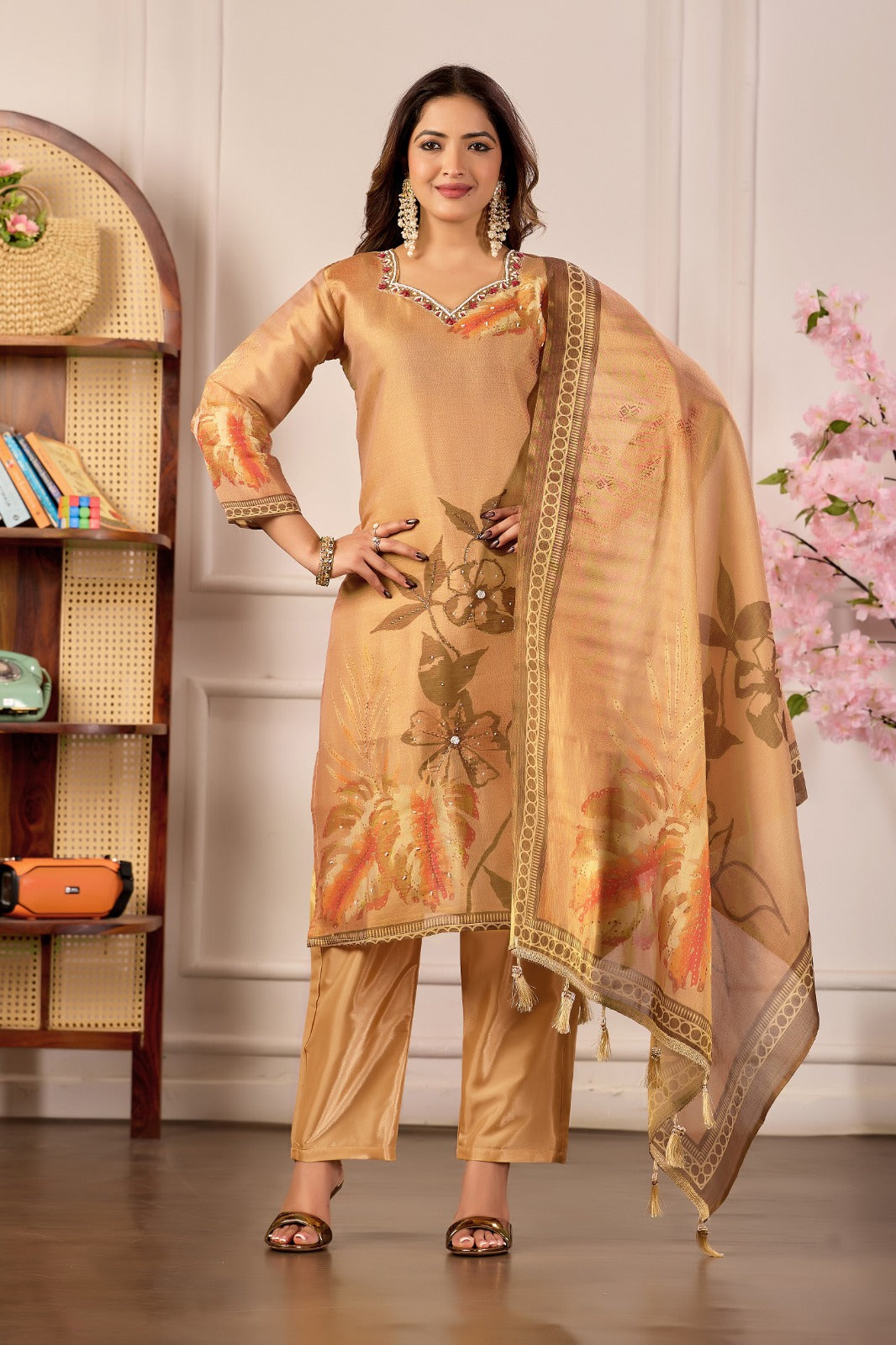 Beige Erode Silk Kurta Pant Set with Erode Silk Dupatta