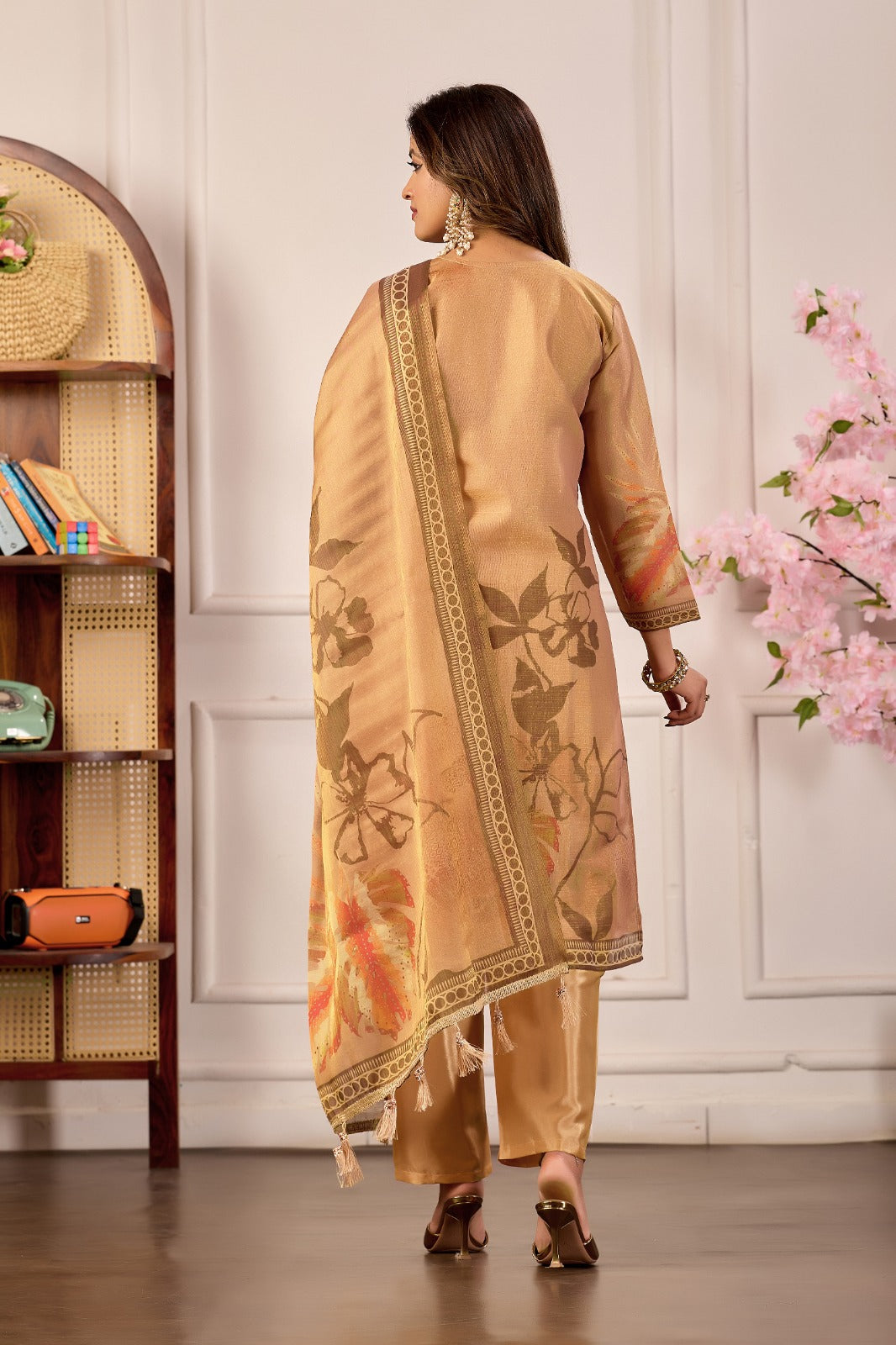 Beige Erode Silk Kurta Pant Set with Erode Silk Dupatta